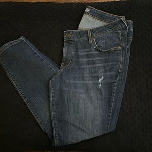 Old Navy Women’s distressed jeans, rockstar fit, size 16, dark wash